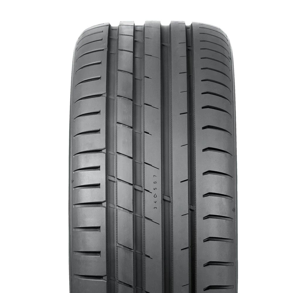 Nokian Tyres Powerproof 1 front upper half cut