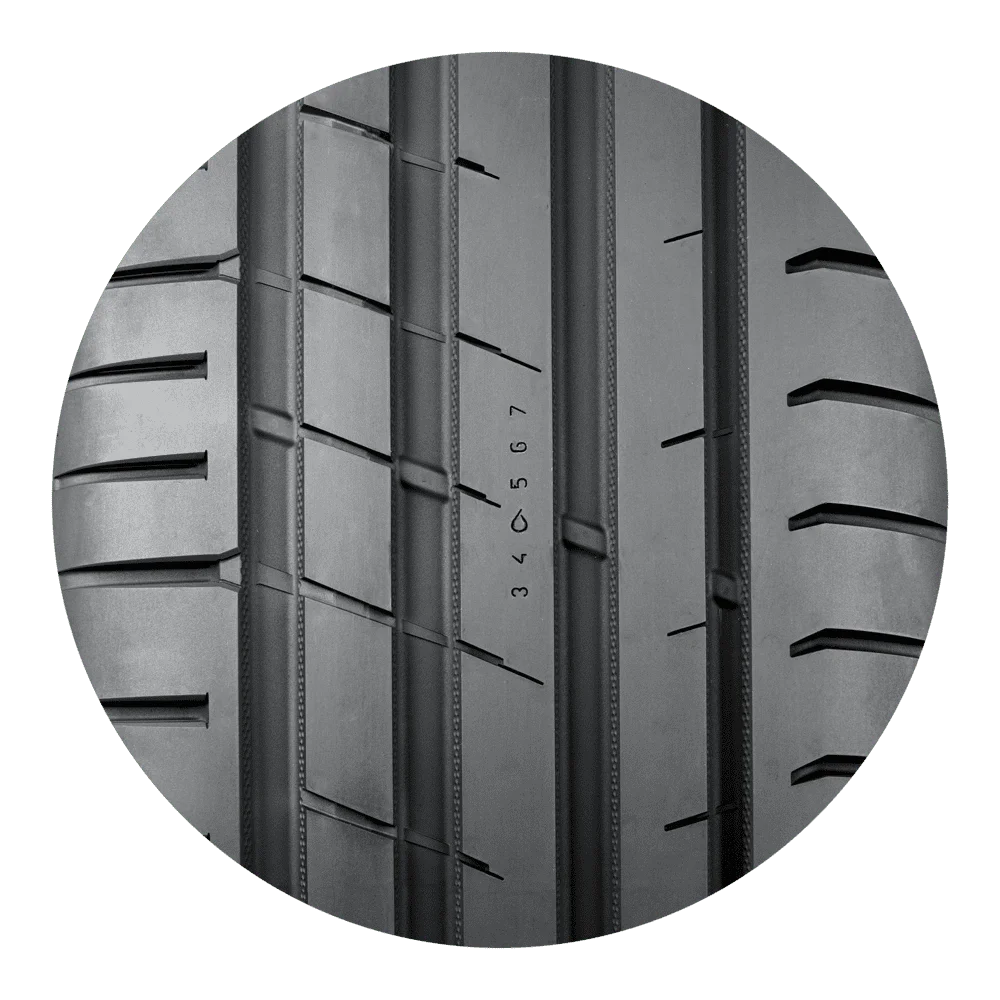 Nokian Tyres Powerproof 1 tread pattern cut